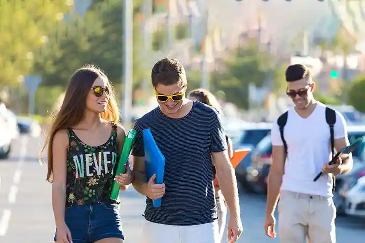 Zwischenjahr und Exchange-Programme im Ausland